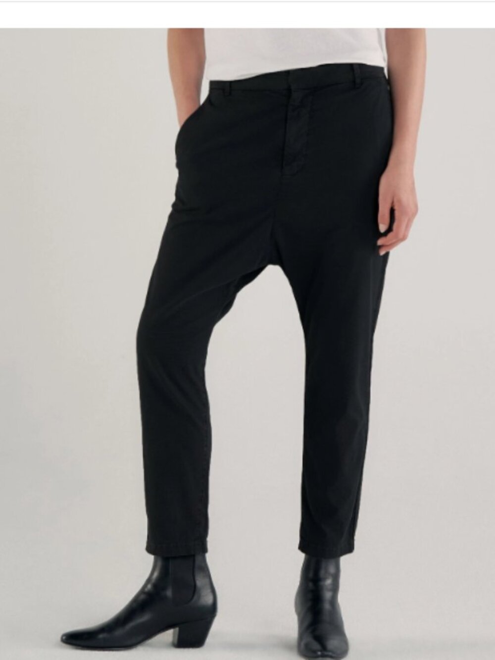 Nili Lotan Black Relaxed Tapered Cropped Trousers